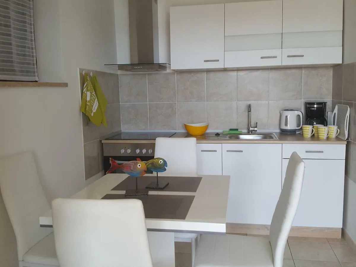 Apartments 4U Omišalj