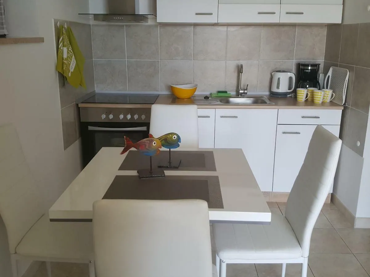 Apartments 4U Omišalj